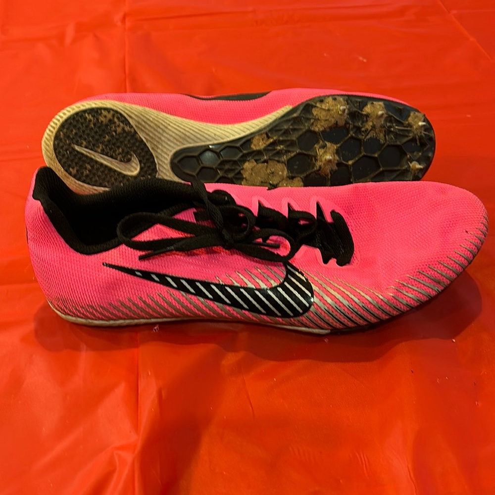 Nike zoom rival M Pink and Black spikes